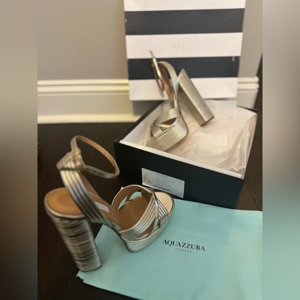 BRAND NEW Aquazzura Sundance Plateau 140 platforms in gold  - size 8 / size 38